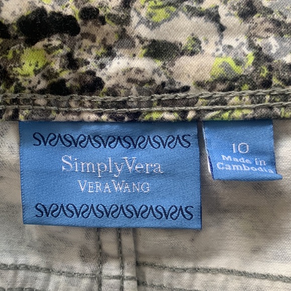 EUC Vera Wang Simply Vera Patterned Ankle Jeans GRAYS/LIME/IVORY US10 - Picture 5 of 11